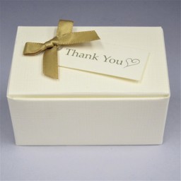 Picture of Gold Bow Chocolate Hearts Favour Kit