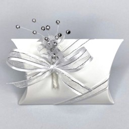 Picture of White Linen Pillow Favour