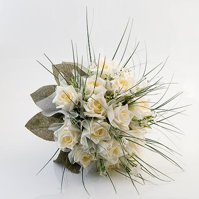 Picture of Bouquets - Large Ivory Bouquet