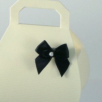 Picture of Satin Bow with Pearl