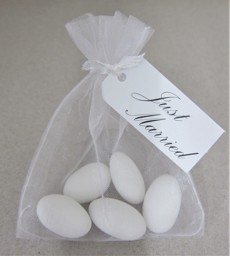 Picture of Message Voile Bag White Almond Favour