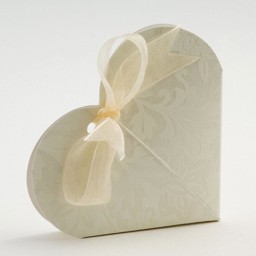 Show details for Vintage Diamante Favour Box Picture of Vintage Diamante Favour Box