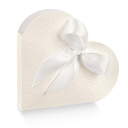 Show details for Antique White Silk Favour Box Picture of Antique White Silk Favour Box