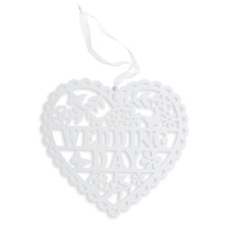Picture of Wooden Wedding Day Heart