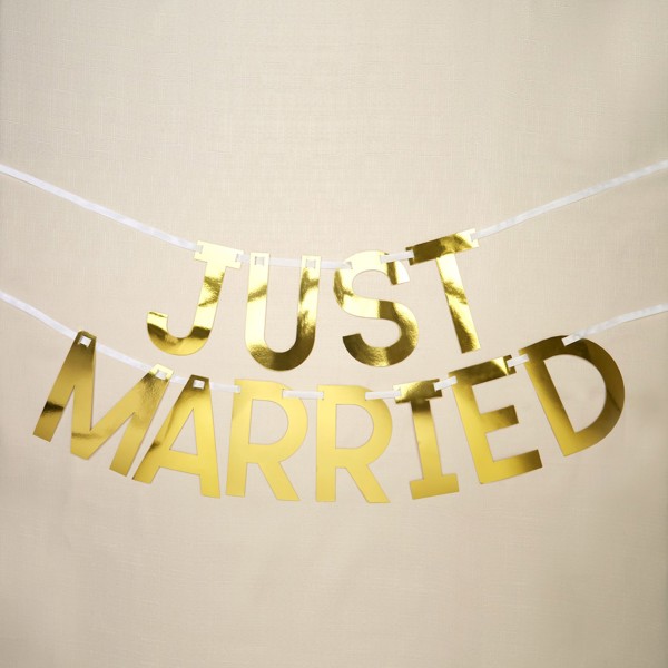 Picture of Geo Floral Just Married Gold Bunting