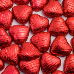Picture of Red Foiled Chocolate Hearts