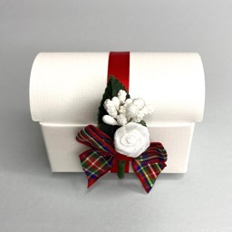Picture of Red Tartan Chest Favour