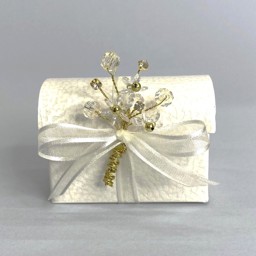 Show details for Antique Pale Ivory Pelle Chest Favour Picture of Antique Pale Ivory Pelle Chest Favour