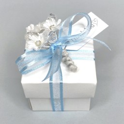 Picture for category Blue Sparkle White Linen Favours