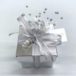 Show details for Silver Silk Box & Lid Favour Picture of Silver Silk Box & Lid Favour