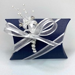 Picture for category Navy Silk Favours