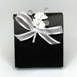 Show products in category Black & White Silk Favours Picture for category Black & White Silk Favours
