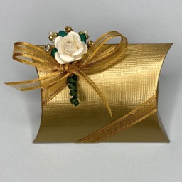 Picture of Gold Silk Pillow Favour