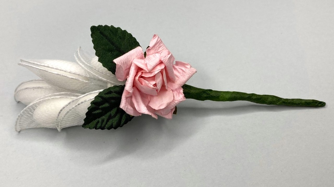 Picture of Rachetti Rose Spray Pink Favour