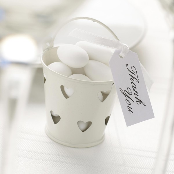 Picture of Ivory Heart Favour Pail