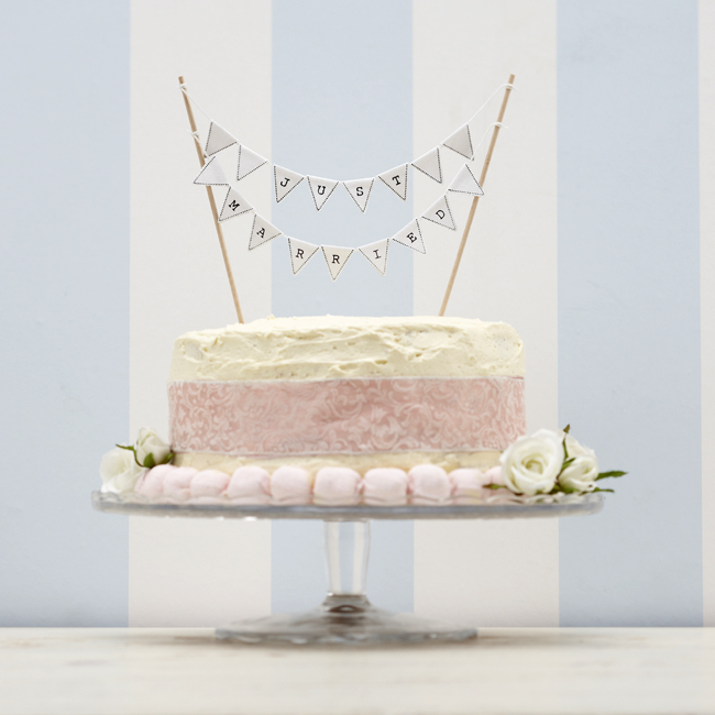 Picture of Bunting for cakes - Just Married