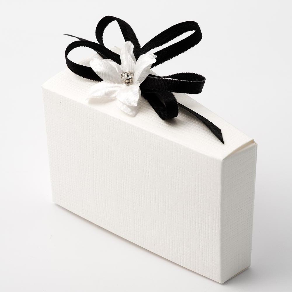 Picture of White Silk - Cake Box 