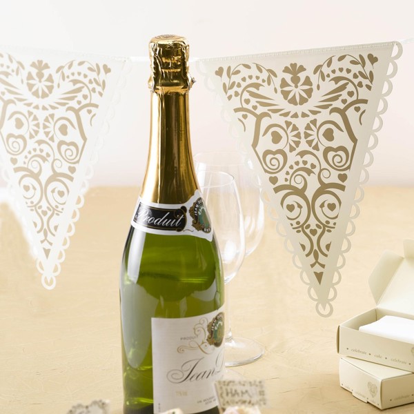 Picture of Vintage Romance - Paper Bunting - Ivory/Gold